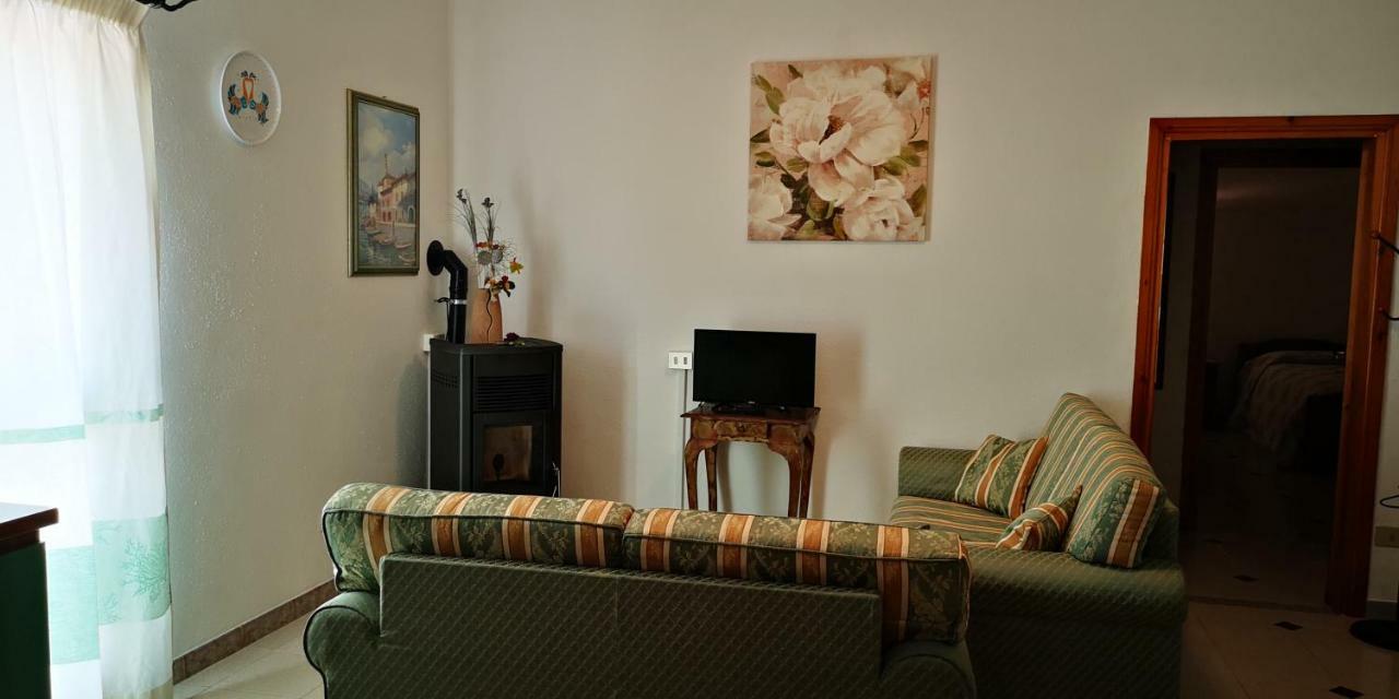 Casa Vacanza Giulia Budoni Buitenkant foto